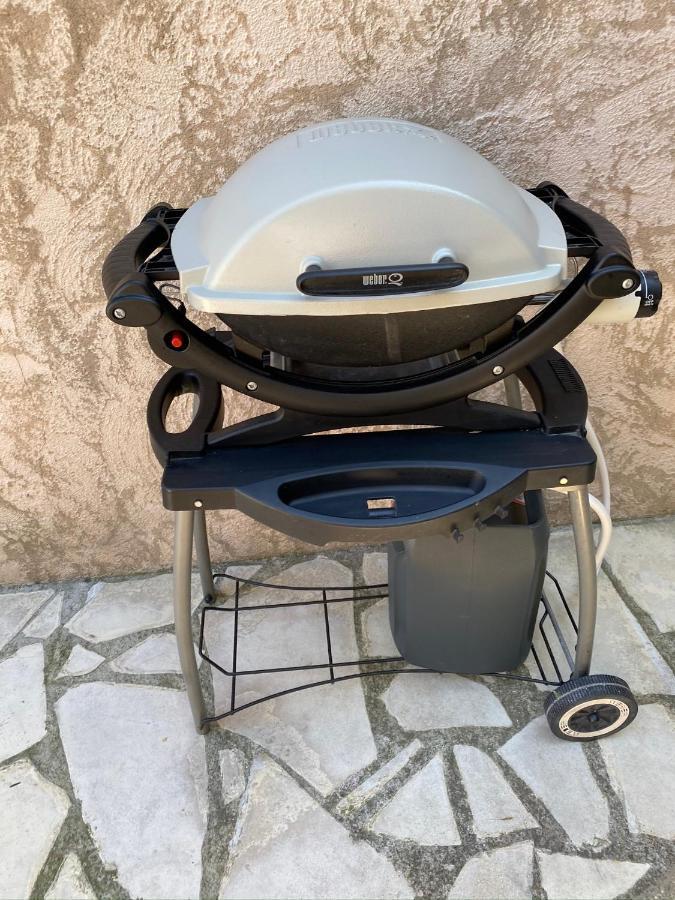 Simone, Maison, Quartier Calme, Grande Terrasse, Spa, Barbecue, 2 Apartment